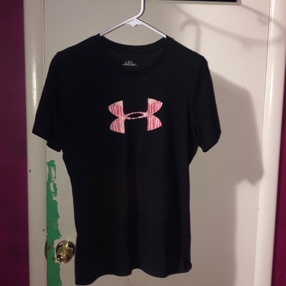 Under armor shirt